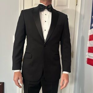 Jos A Bank Travelers Collection Tailored Black Men's Tuxedo Suit - 40R